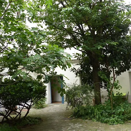 Lägenhet Marais Haven